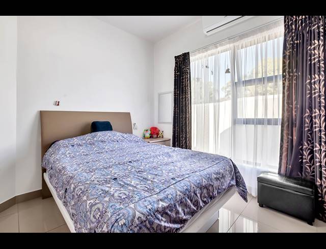 3 BEDROOM TOWNHOUSE FOR SALE IN BENMORE GARDENS